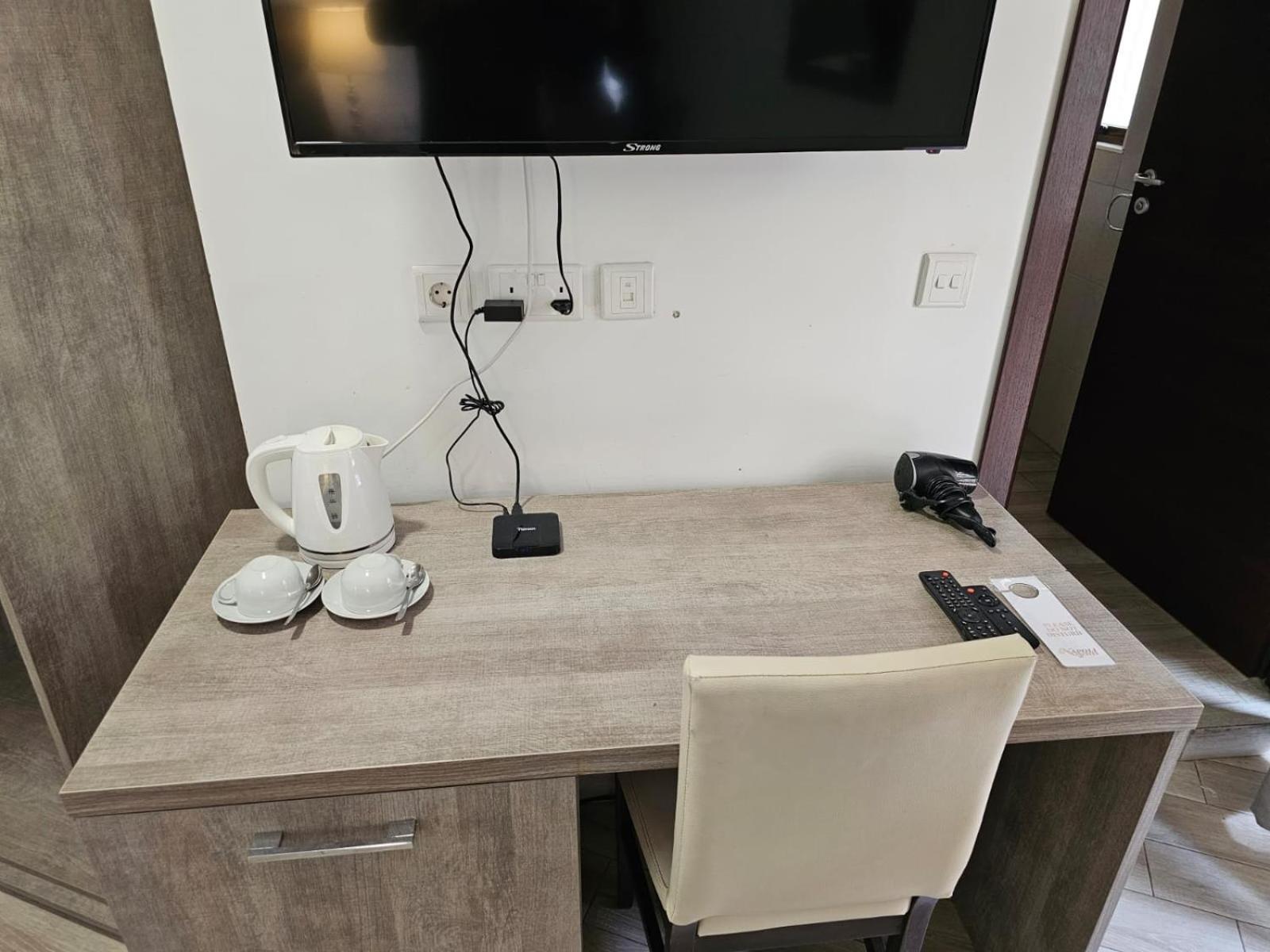 Napoli Suites Studios Aparthotel San Ġiljan Extérieur photo