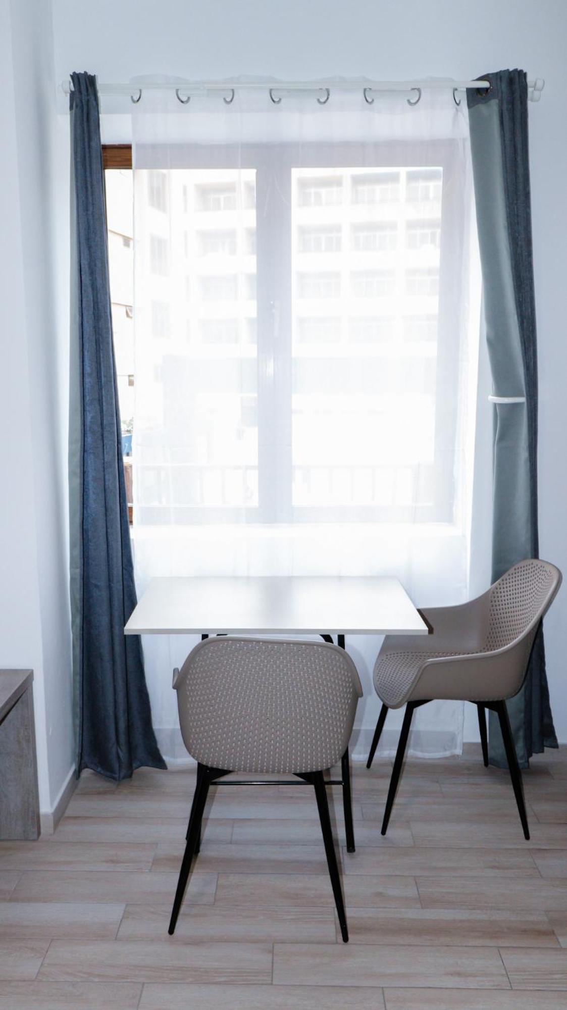 Napoli Suites Studios Aparthotel San Ġiljan Extérieur photo