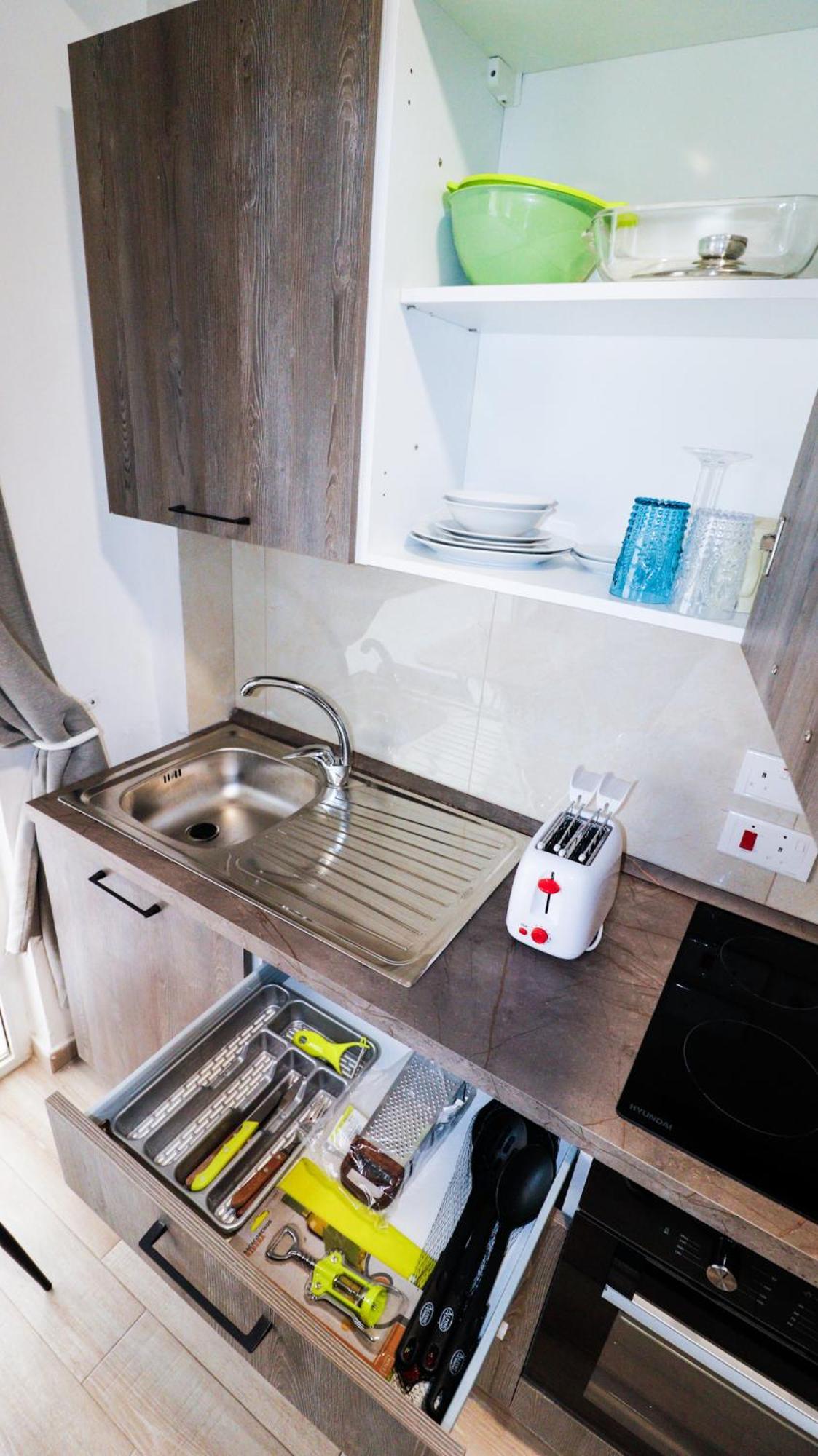 Napoli Suites Studios Aparthotel San Ġiljan Extérieur photo