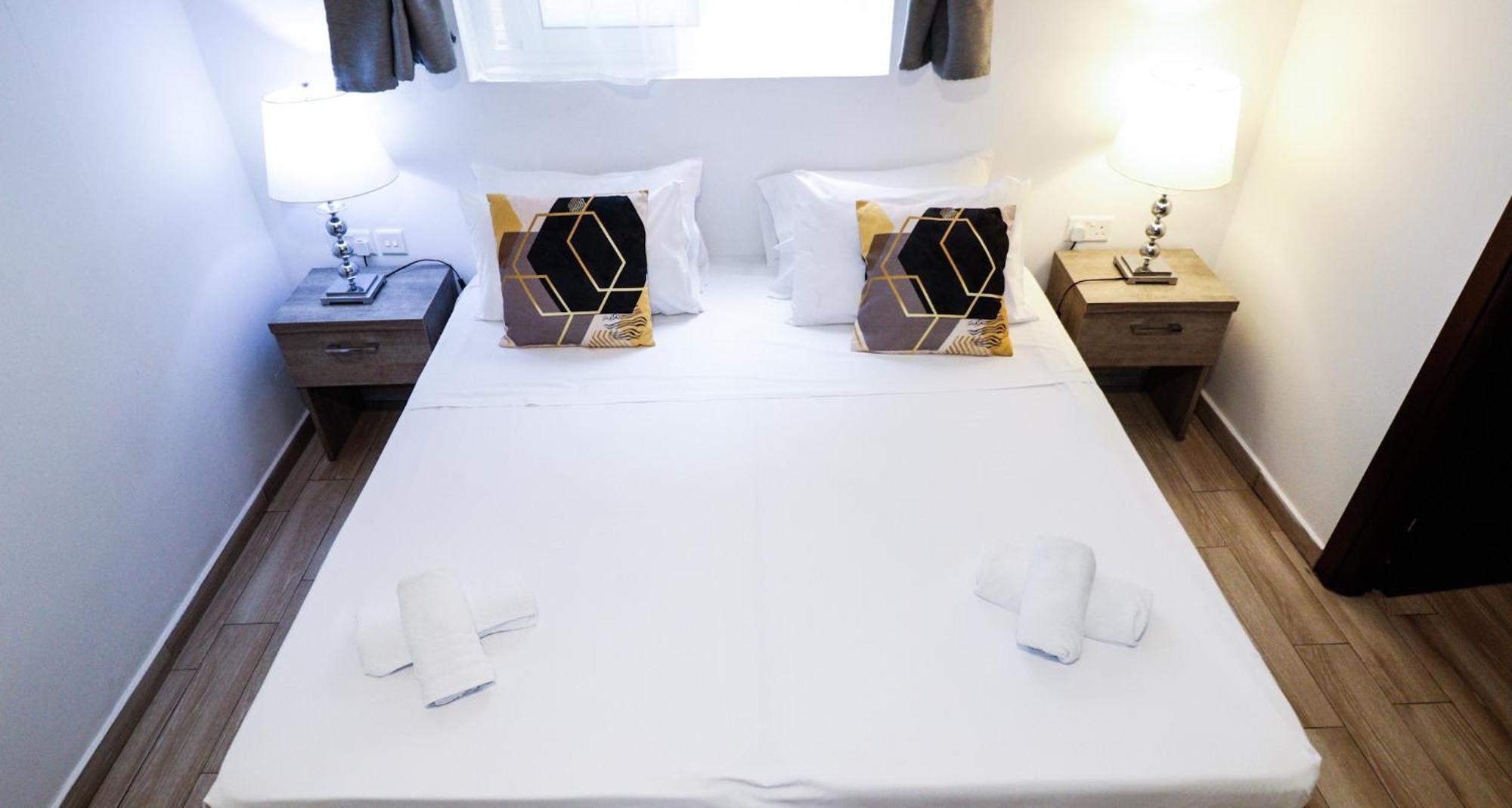 Napoli Suites Studios Aparthotel San Ġiljan Extérieur photo